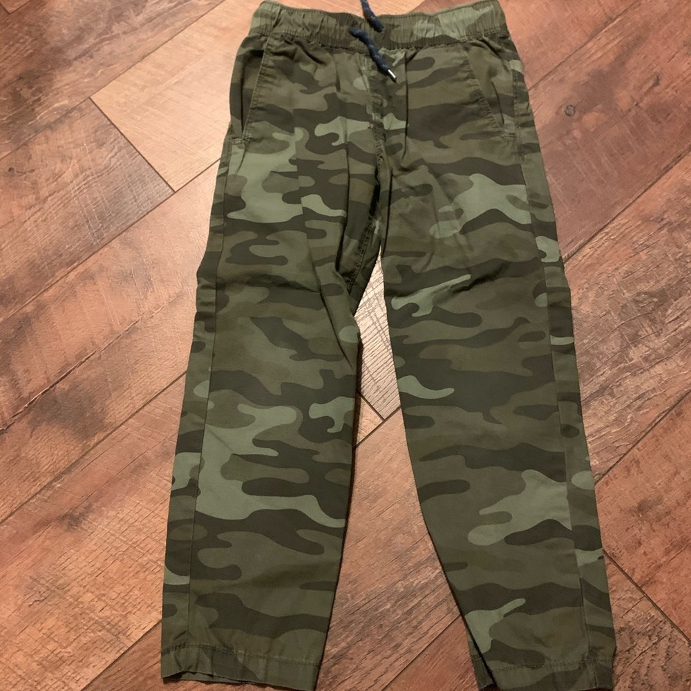 Camo pants